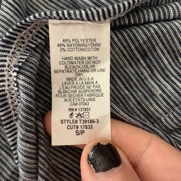 Gaze USA high-low semi sheer stripes tunic. - Picture 8 of 9